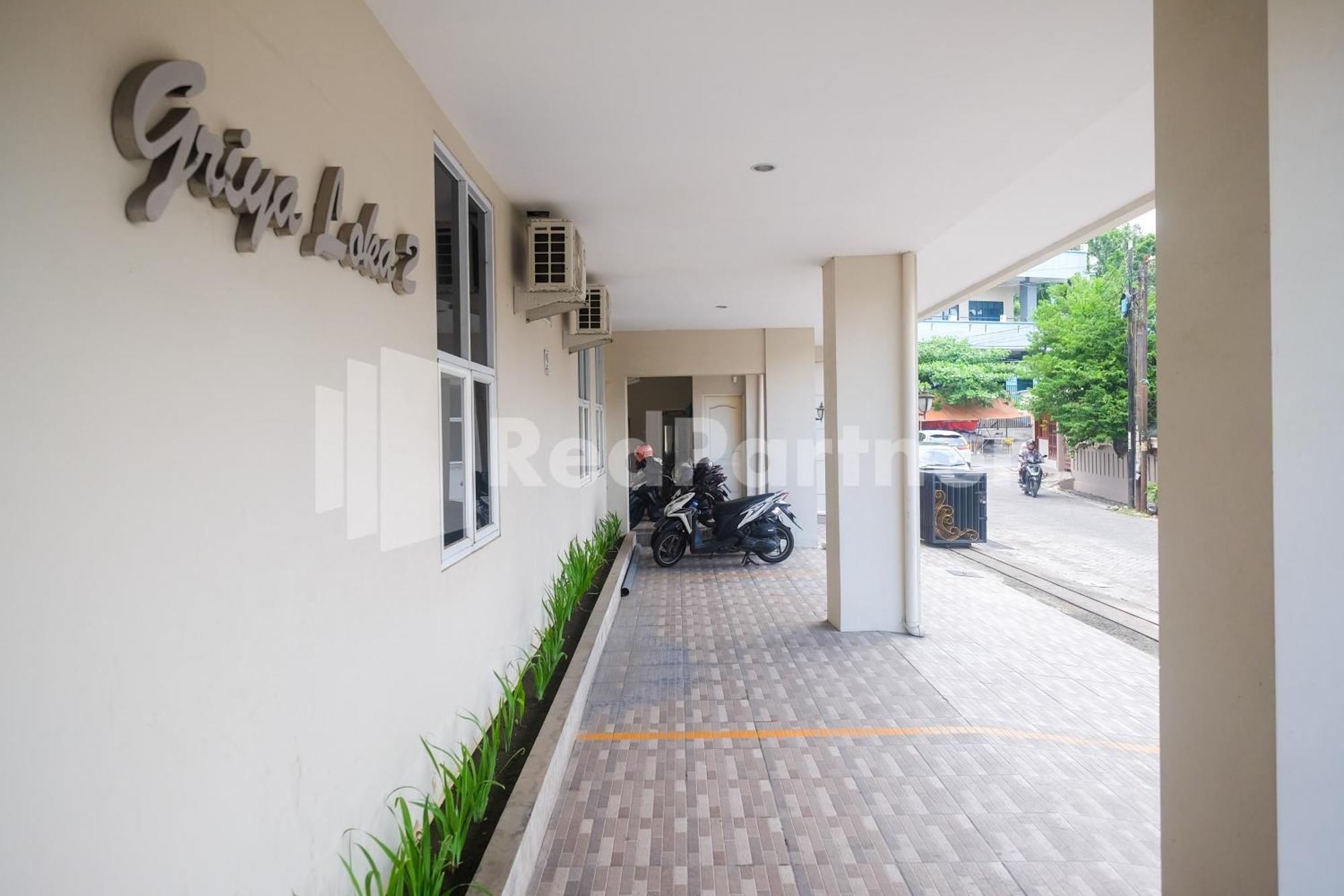 Hotel Griya Loka 2 Syariah Near Simpang Lima Mitra Reddoorz Semarang Zewnętrze zdjęcie