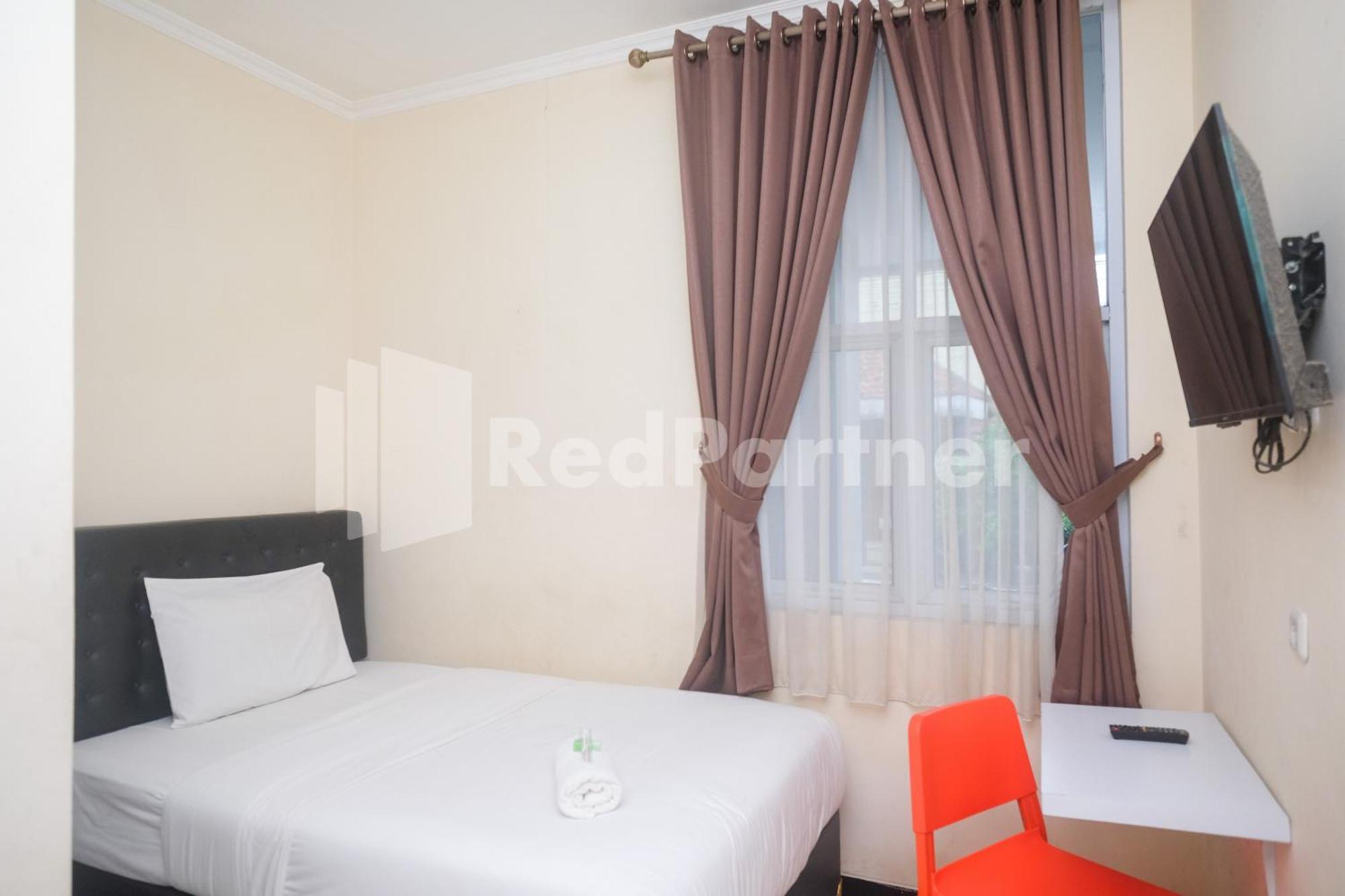 Hotel Griya Loka 2 Syariah Near Simpang Lima Mitra Reddoorz Semarang Zewnętrze zdjęcie