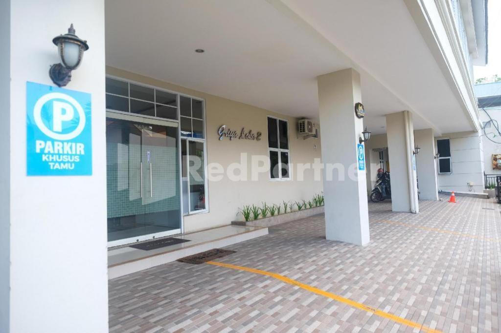 Hotel Griya Loka 2 Syariah Near Simpang Lima Mitra Reddoorz Semarang Zewnętrze zdjęcie